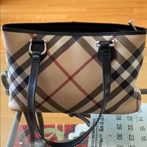 Burberry Vinyl Tote Bage